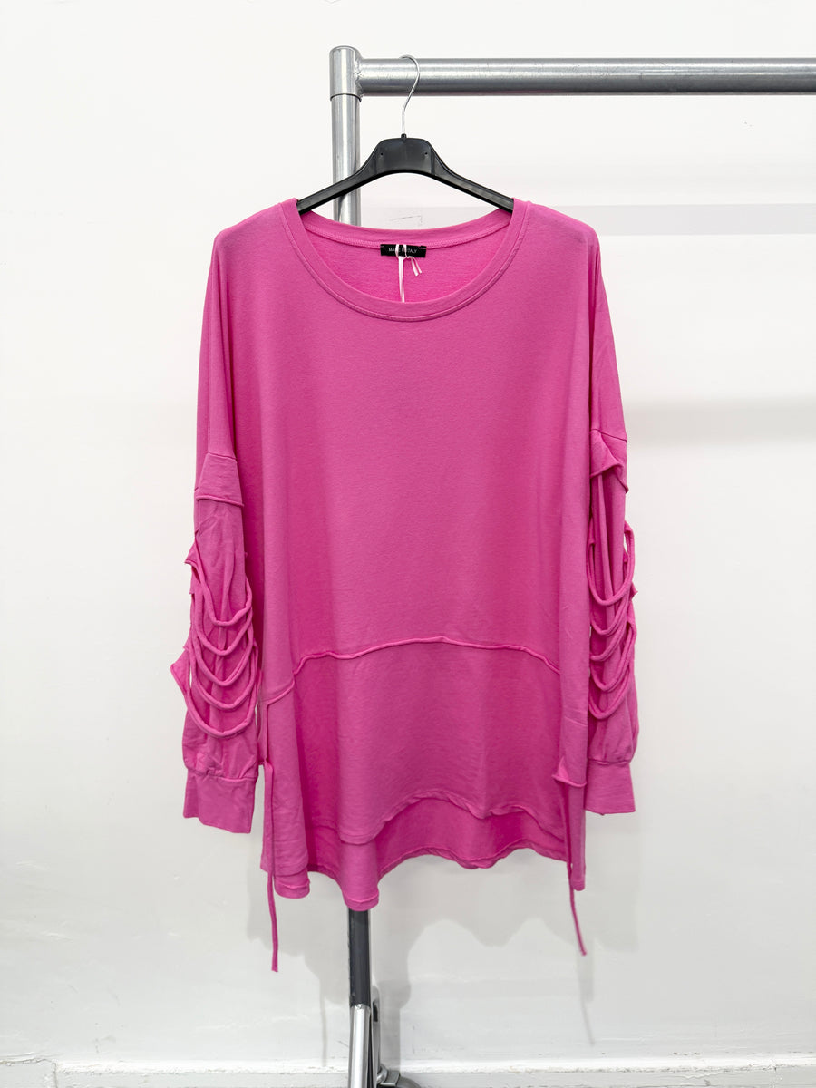 Pure Stretchy Cotton Plus Size Size Top With Distressed Slashing Sleeves