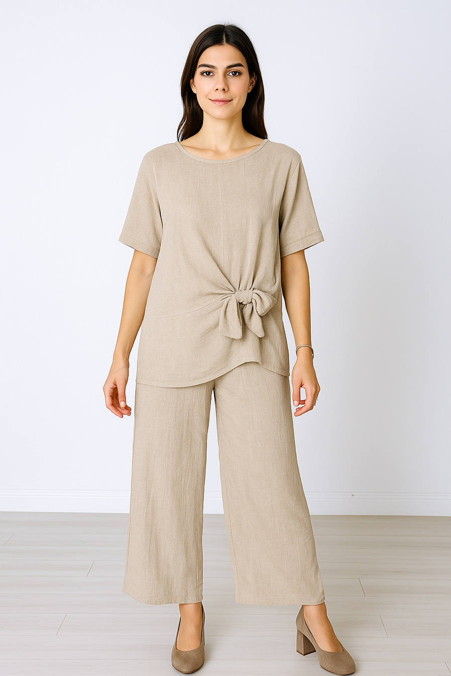 100% COTTON SIDE KNOT T-SHIRT MATCHED WITH STRAIGHT LEG PANTS WITH POCKETS