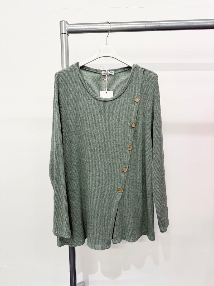 WOOL BLEND LIGHTWEIGHT KNIT TOP WITH DECORATIVE WOODEN BUTTONS