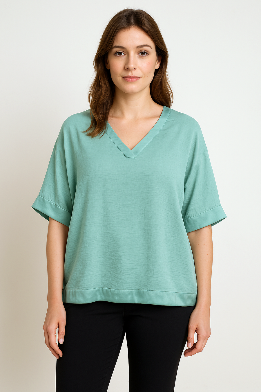 SATIN HEM V NECK TOP
