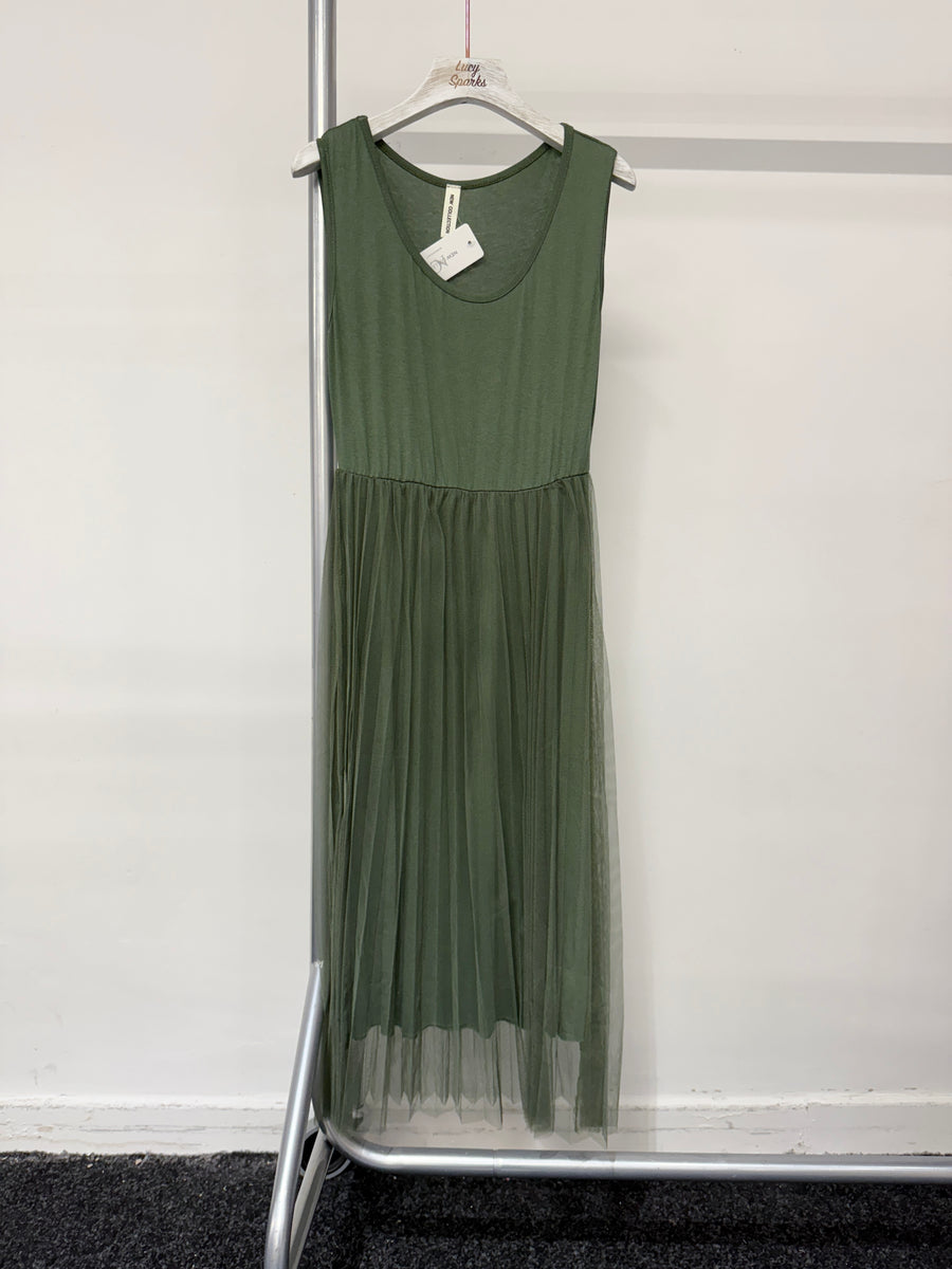 Jersey Stretchy Top Panel, Floaty Mesh Pleat Skirt Sleeveless Dress.