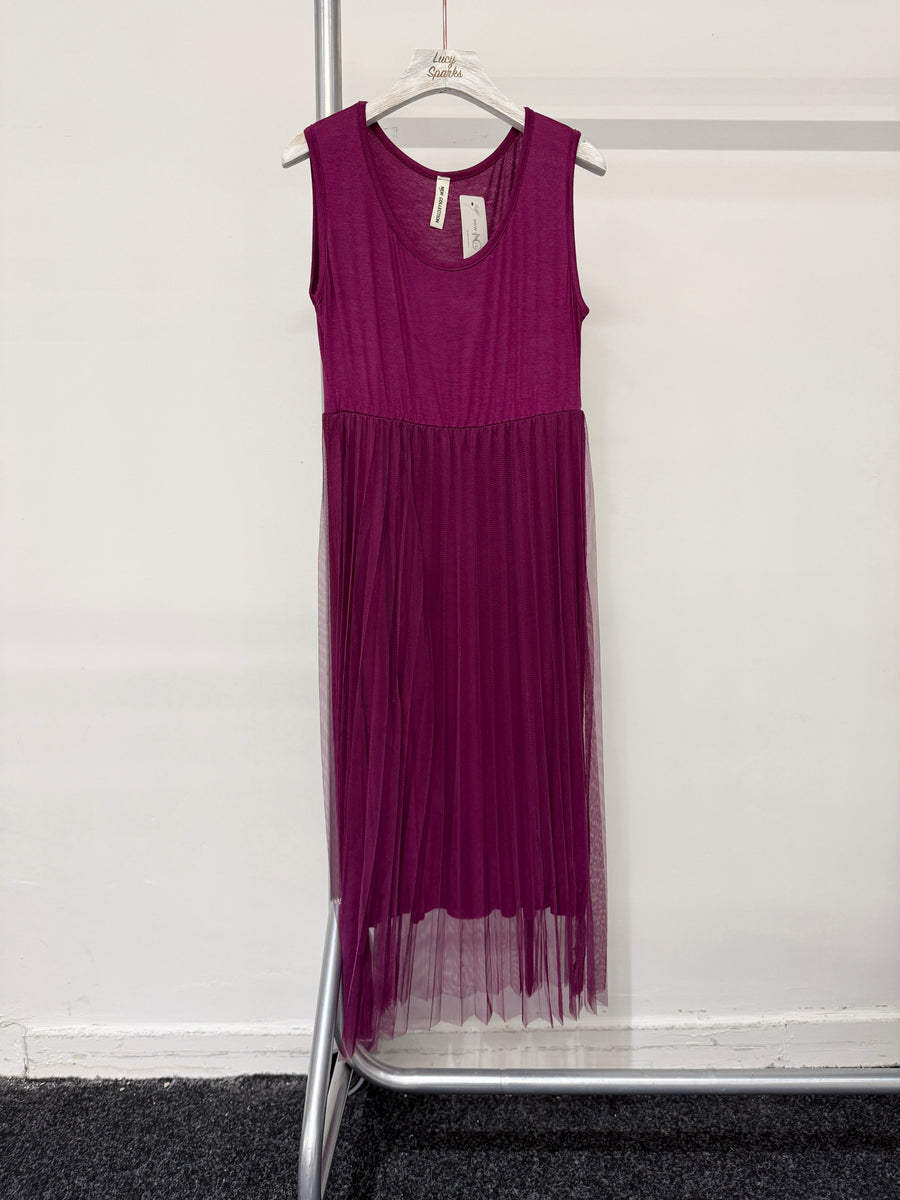 Jersey Stretchy Top Panel, Floaty Mesh Pleat Skirt Sleeveless Dress.