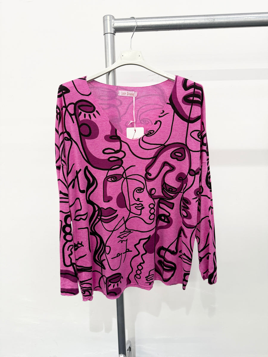 LIGHTWEIGHT KNIT TOP WITH ART PRINT DESIGN ALL OVER