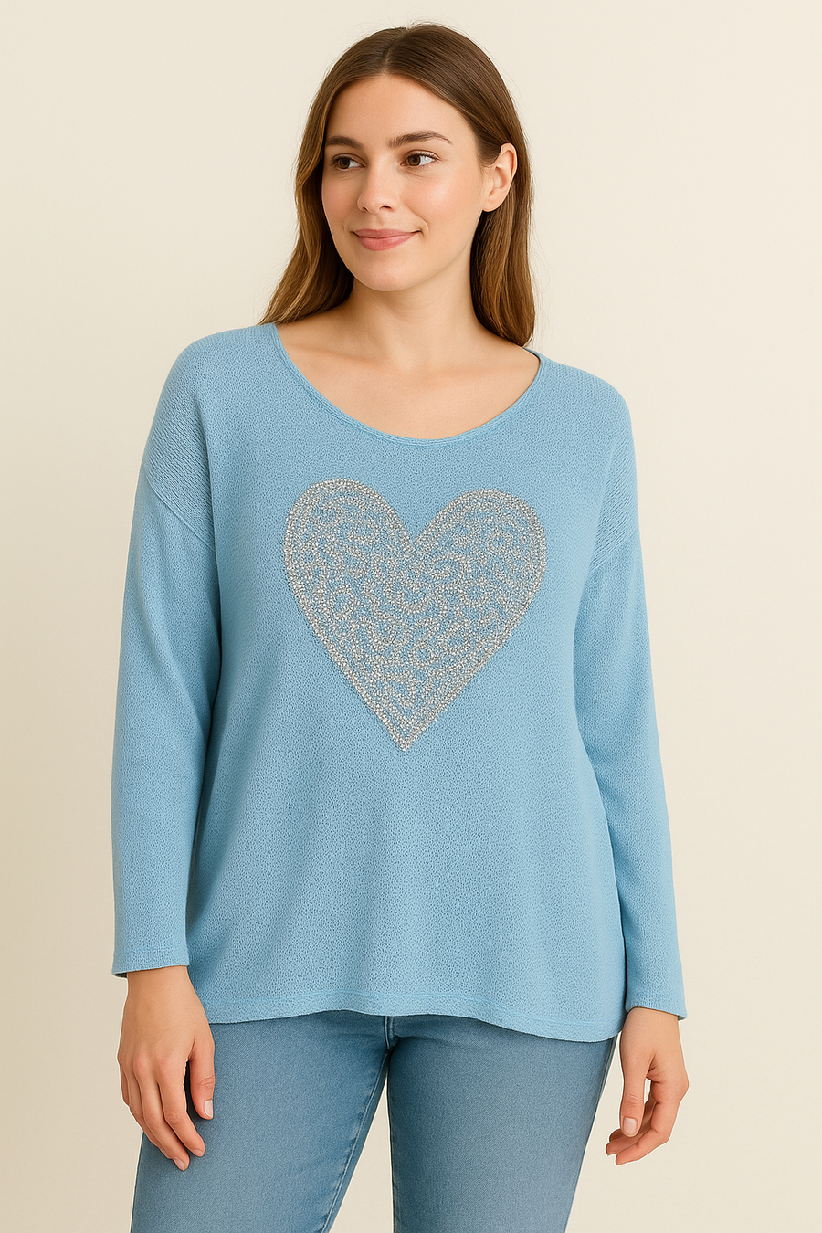 LIGHTWEIGHT KNIT TOP WITH CRYSTAL DIAMANTE'S HEART DESIGN ON FRONT