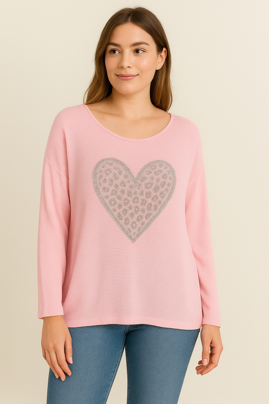 LIGHTWEIGHT KNIT TOP WITH CRYSTAL DIAMANTE'S HEART DESIGN ON FRONT