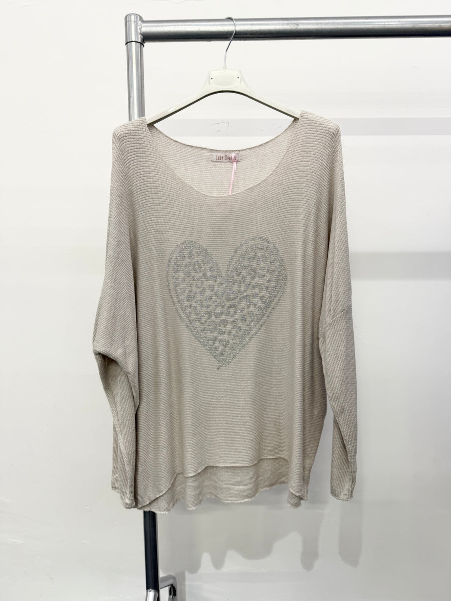 LIGHTWEIGHT KNIT TOP WITH CRYSTAL DIAMANTE'S HEART DESIGN ON FRONT