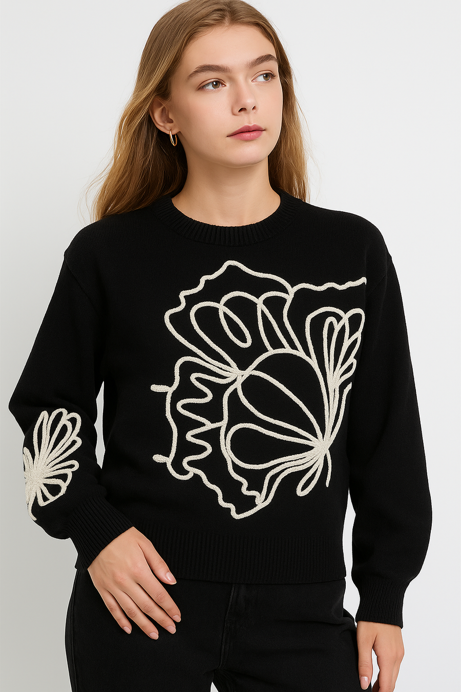 KNITTED JUMPER WITH FRONT AND SLEEVE DESIGN