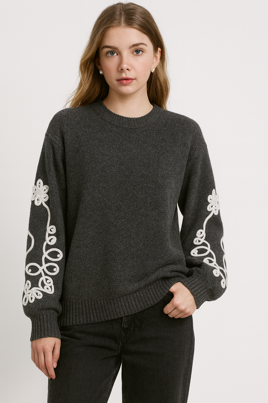 CHUNKY KNITTED JUMPER WITH EMBELLISHED SLEEVES