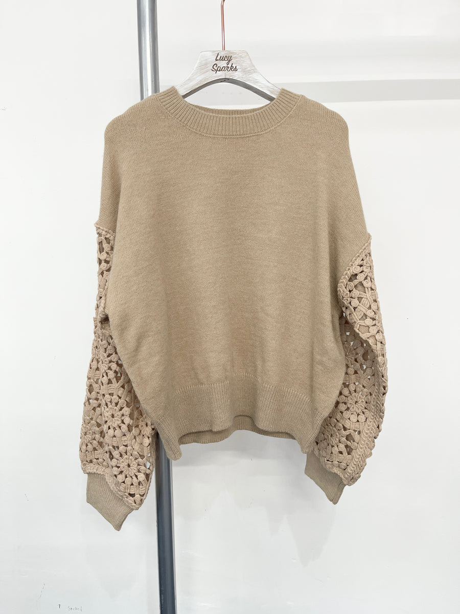 Chunky Knit Jumper With Premium Quality Crochet Puffy Sleeves With Mesh Lining