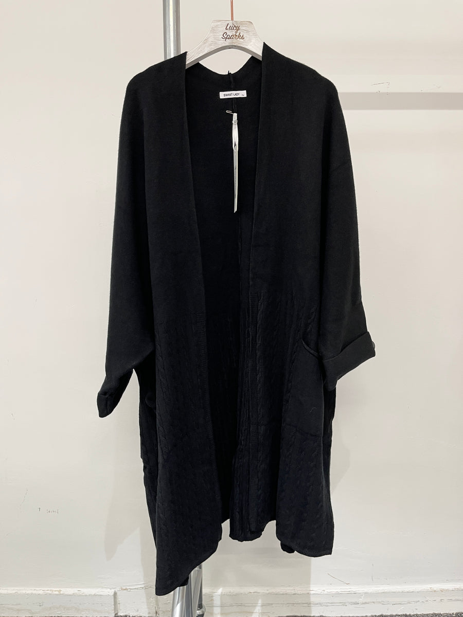 Oversized Heavy Knit Open Coat With Pockets And Cable Knit Placement Design