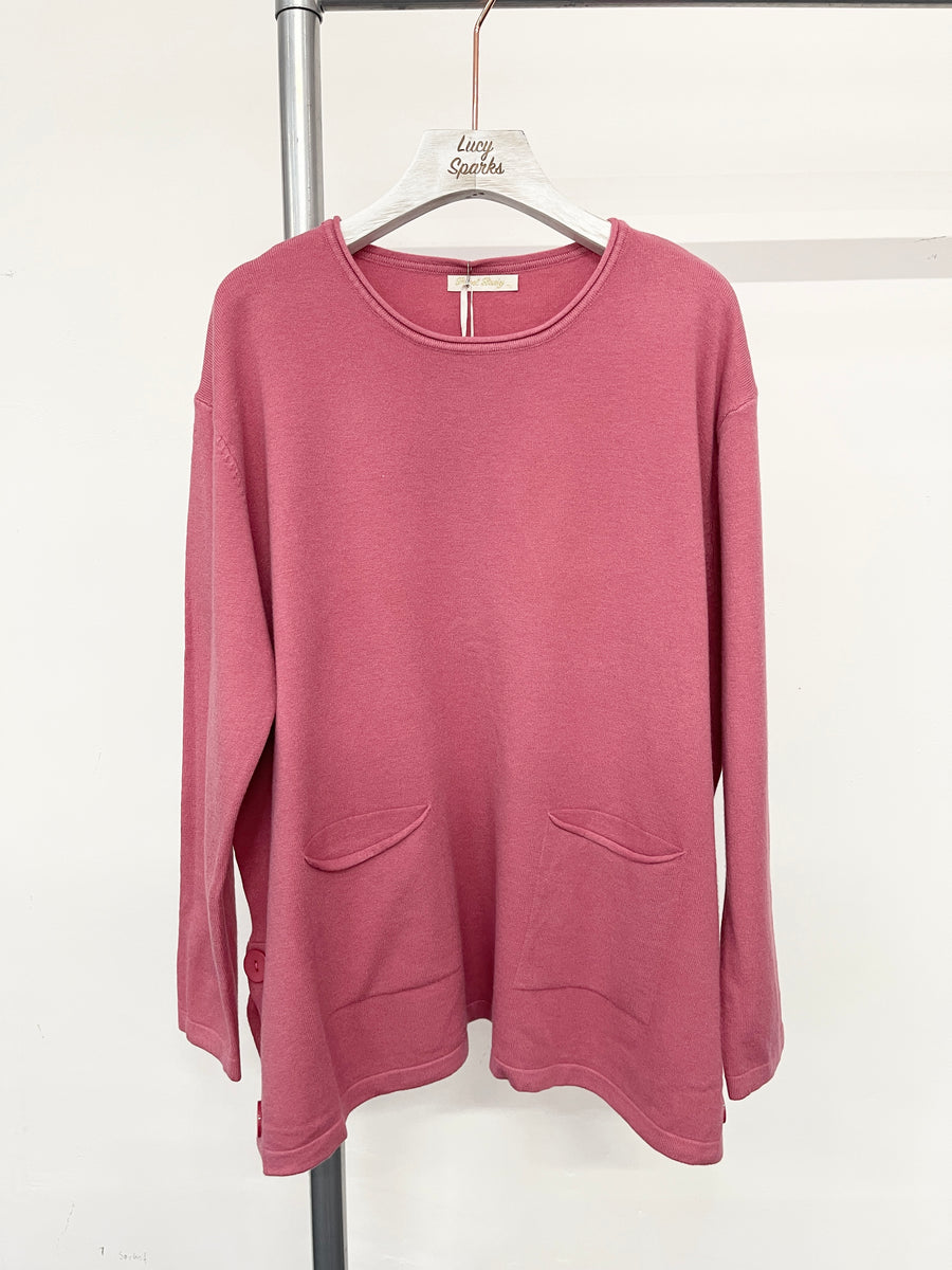 Soft Knit Plus Size Jumper with V-Neck, Front Pockets, and Decorative Side Buttons