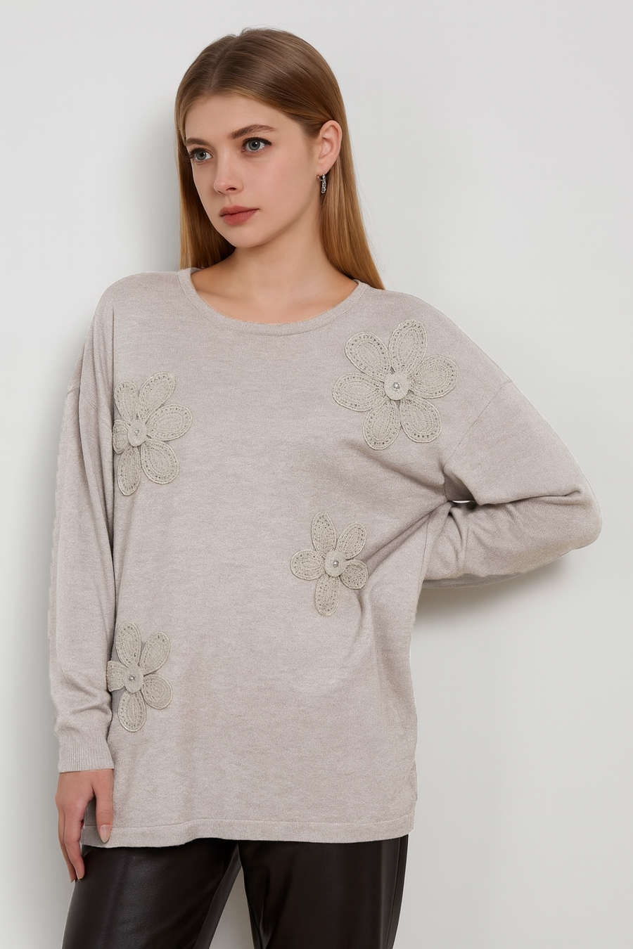 FLORAL EMBELLISHED SOFT KNIT JUMPER