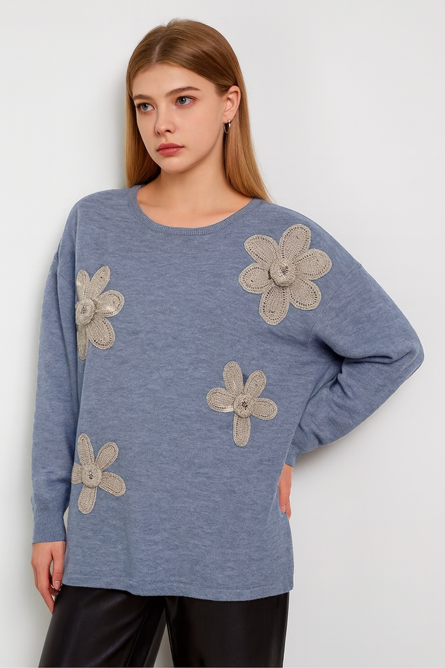 FLORAL EMBELLISHED SOFT KNIT JUMPER