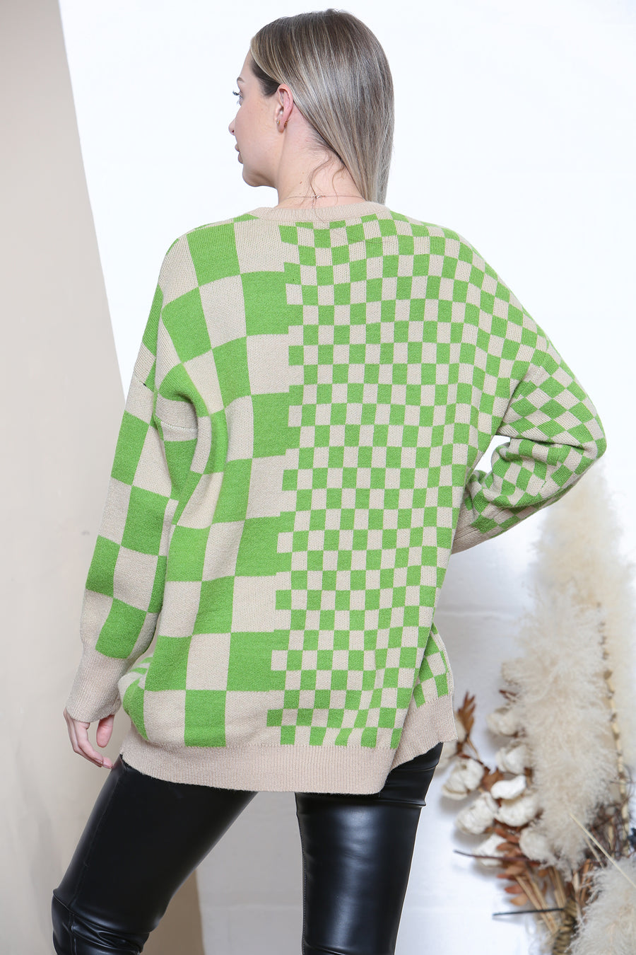 Relaxed fit checker pattern jumper