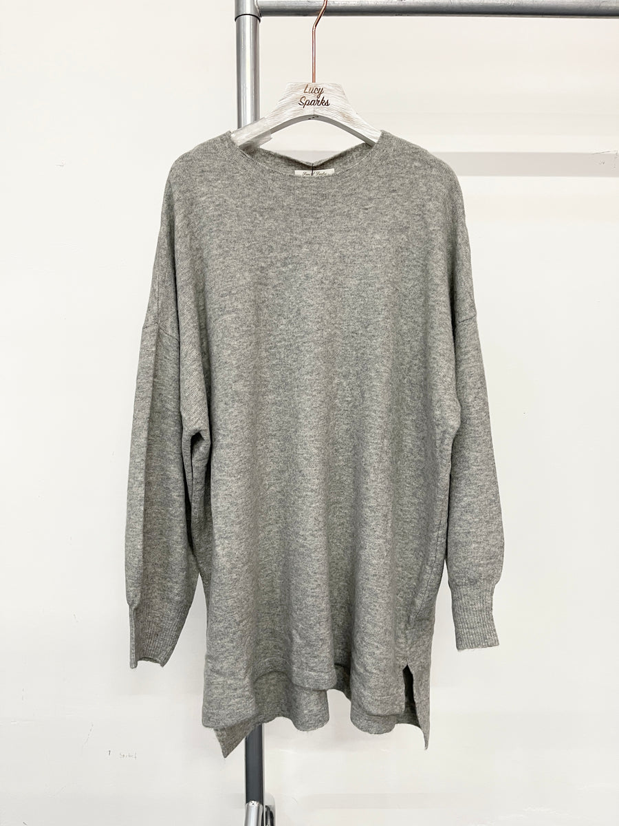 Super Soft and Cozy Wool Blend Baggy Fit Jumper