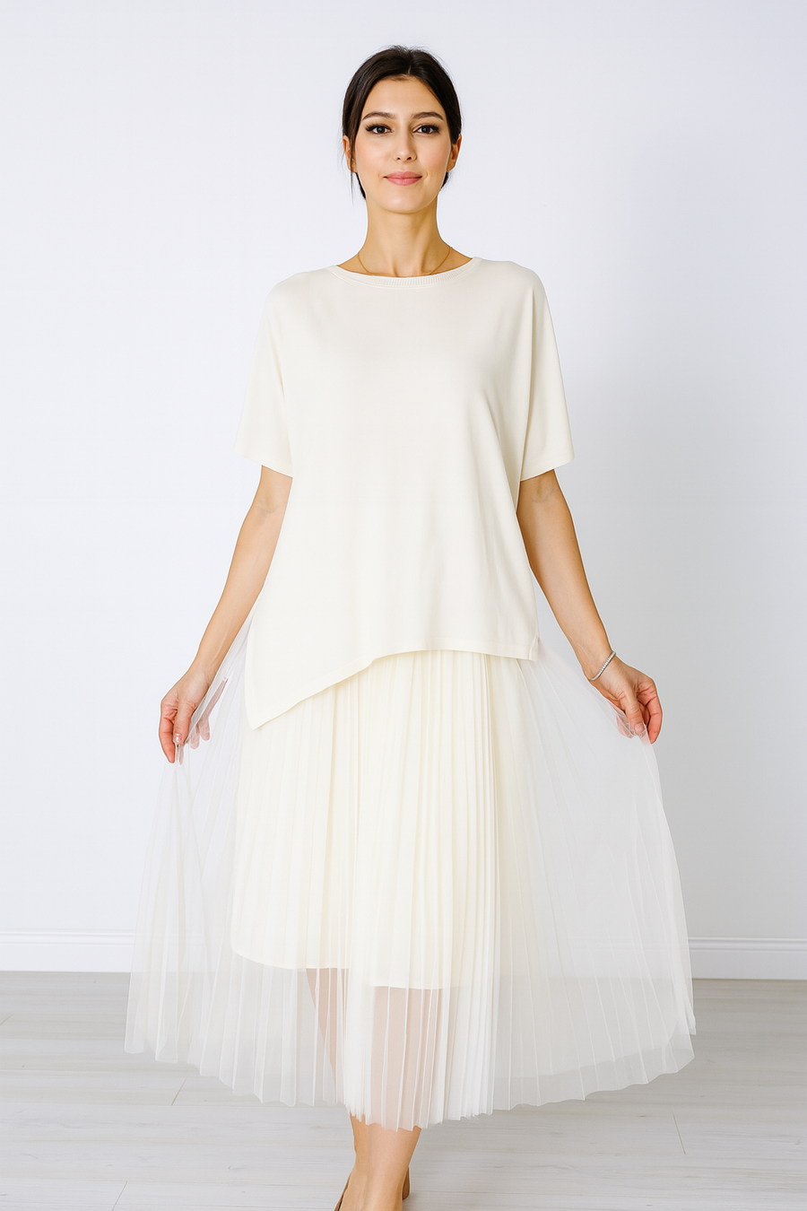 LUXURY FINE KNIT TOP MATCHED WITH PLEATED DRESS