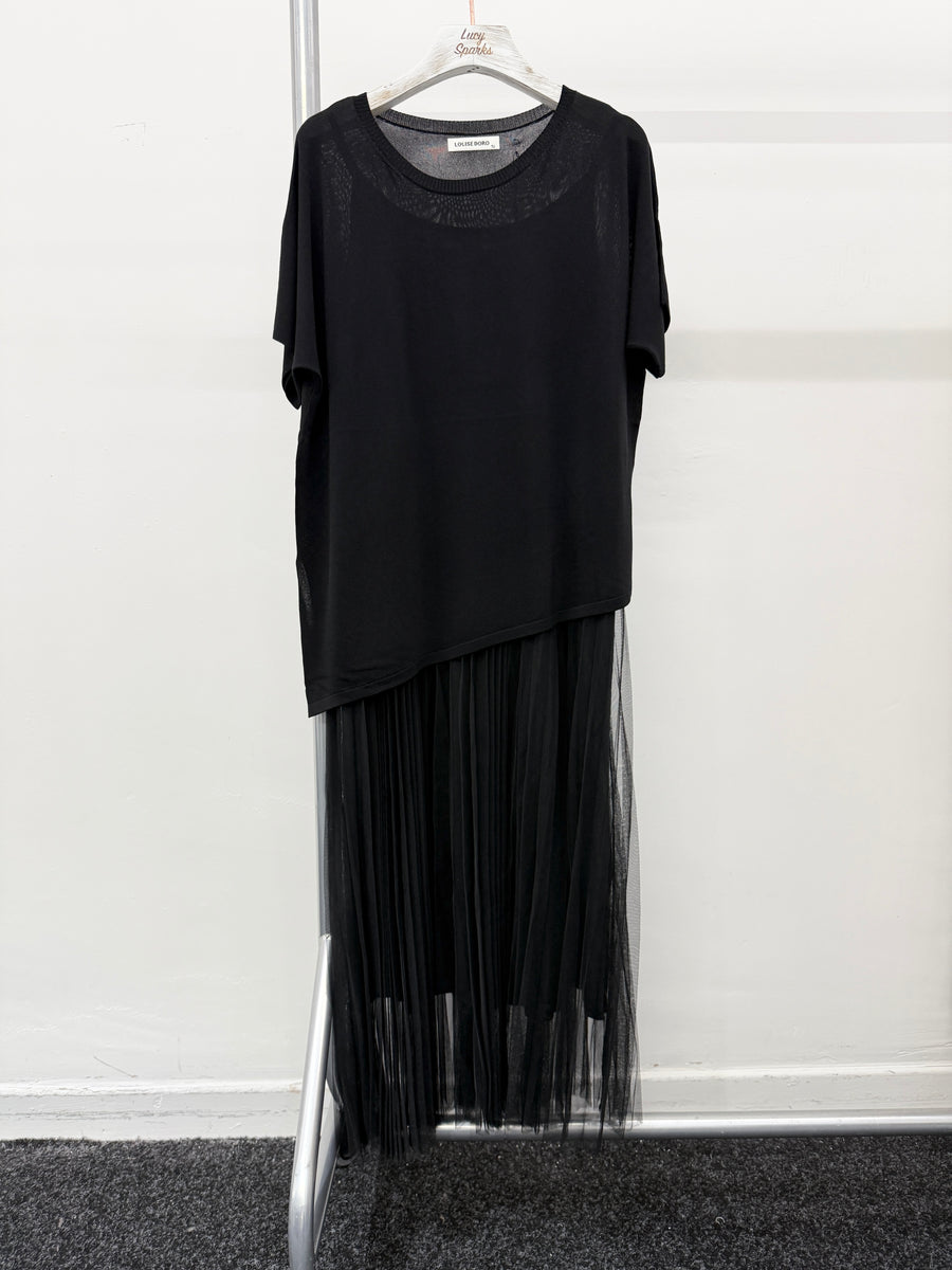 LUXURY FINE KNIT TOP MATCHED WITH PLEATED DRESS