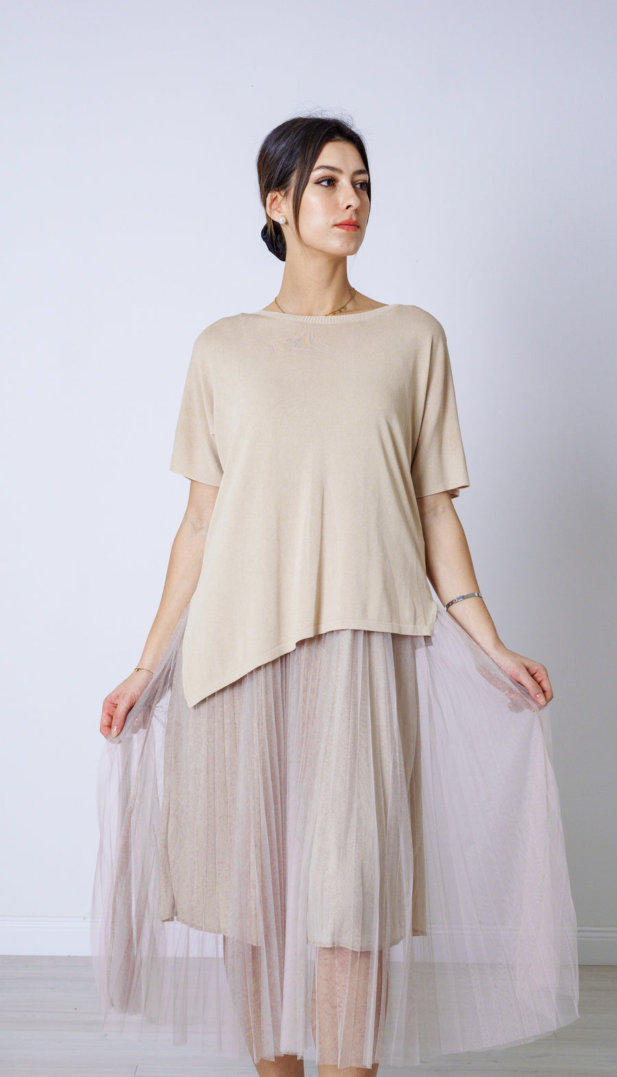 LUXURY FINE KNIT TOP MATCHED WITH PLEATED DRESS