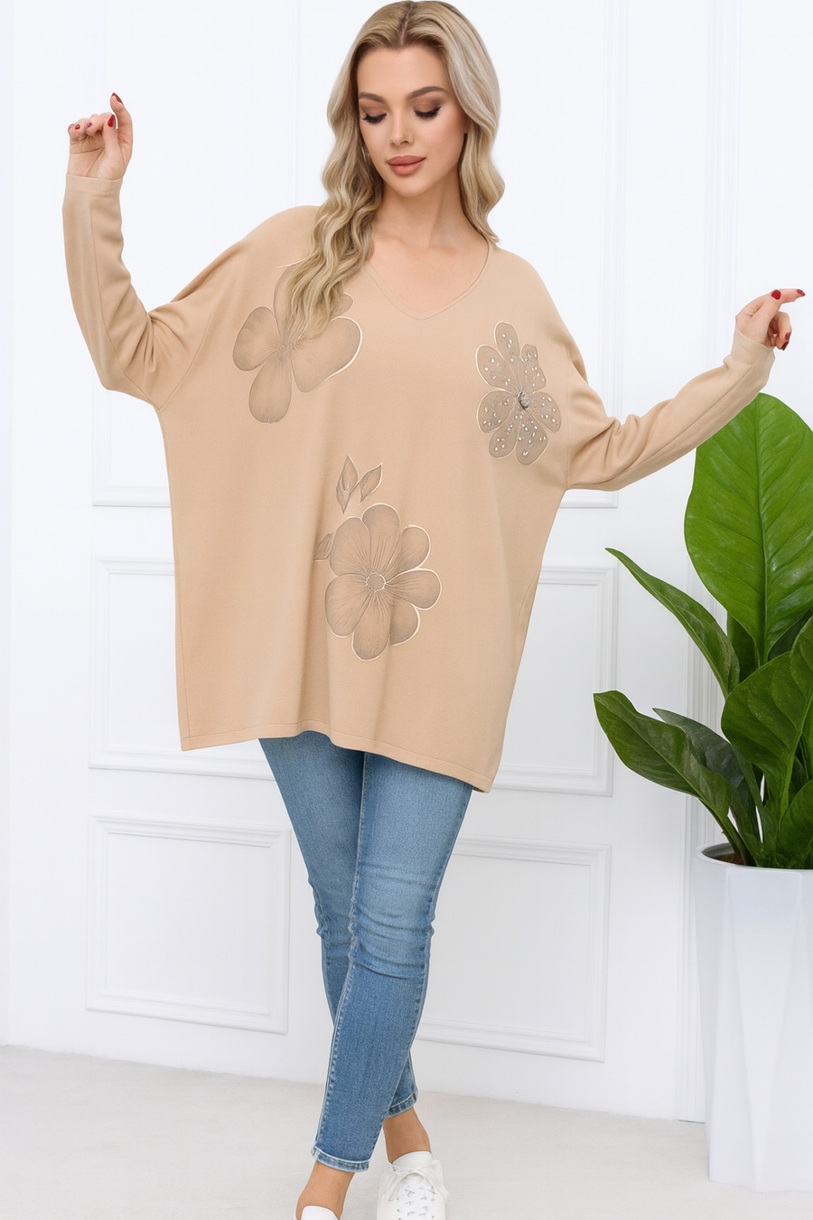 SOFT KNIT JUMPER WITH FLORAL DESIGN