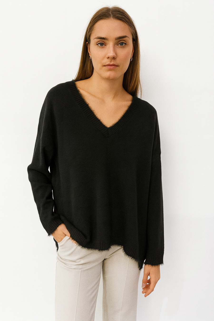 SOFT KNIT V NECK JUMPER WITH FAUX FUR TRIM