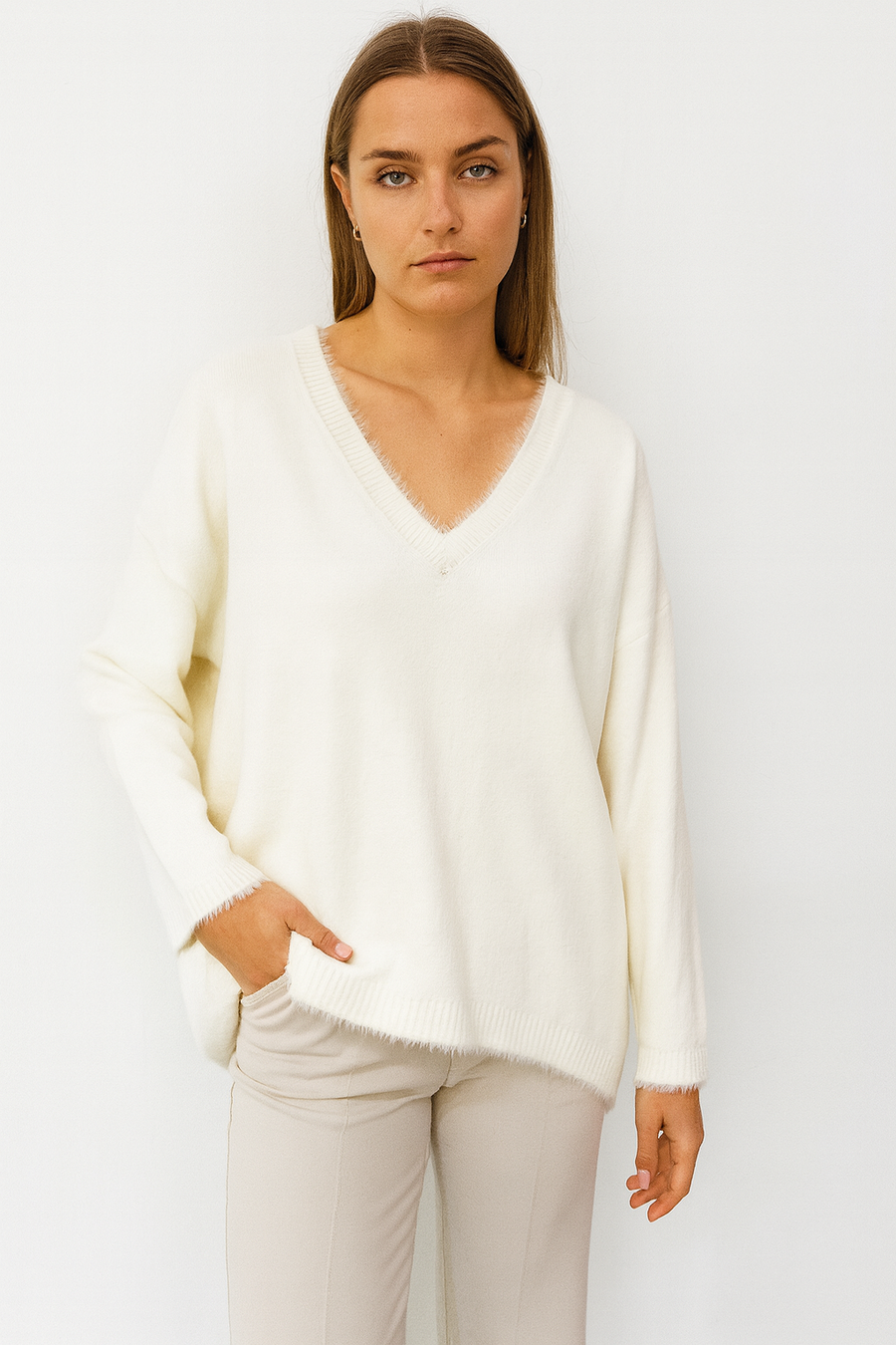 SOFT KNIT V NECK JUMPER WITH FAUX FUR TRIM
