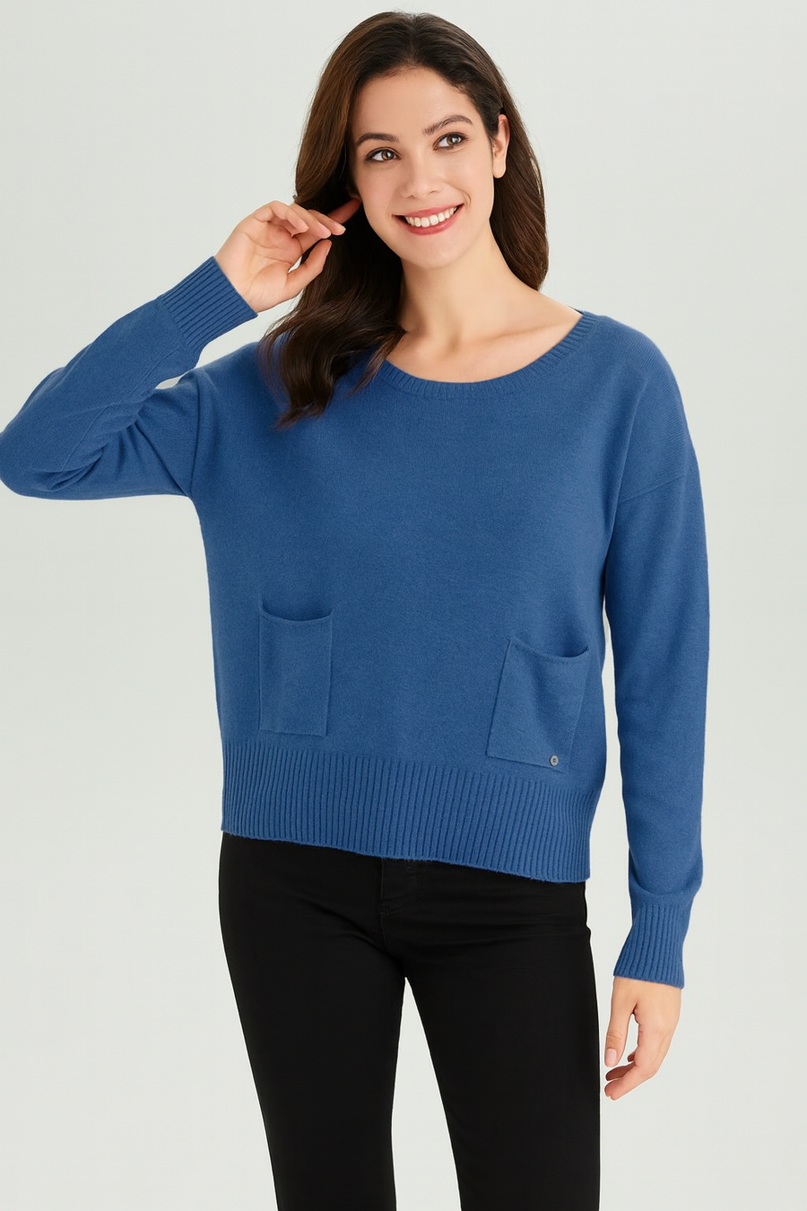 SOFT KNIT JUMPER WITH RIBBED HEMS AND FRONT POCKETS
