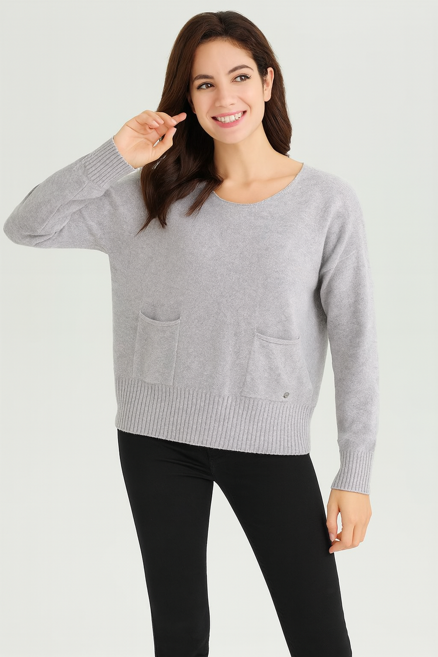 SOFT KNIT JUMPER WITH RIBBED HEMS AND FRONT POCKETS