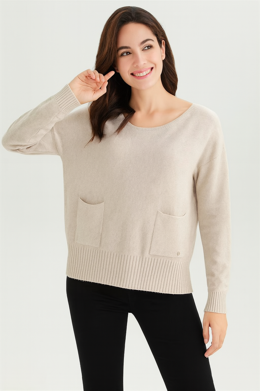 SOFT KNIT JUMPER WITH RIBBED HEMS AND FRONT POCKETS