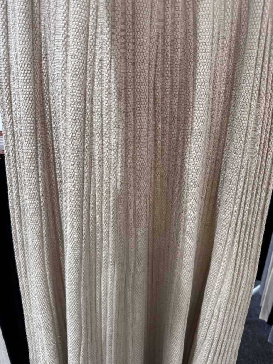 PREMIUM KNIT SKIRT WITH ELASTICATED WAIST IN PLEAT DESIGN
