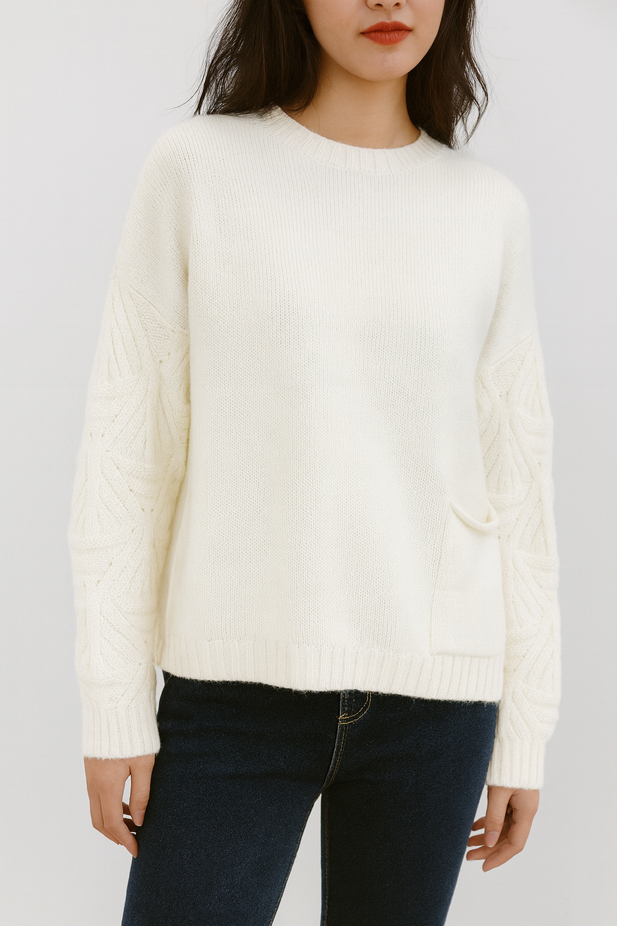 SOFT KNIT JUMPER WITH SPECIAL SLEEVE KNITTING DESIGN