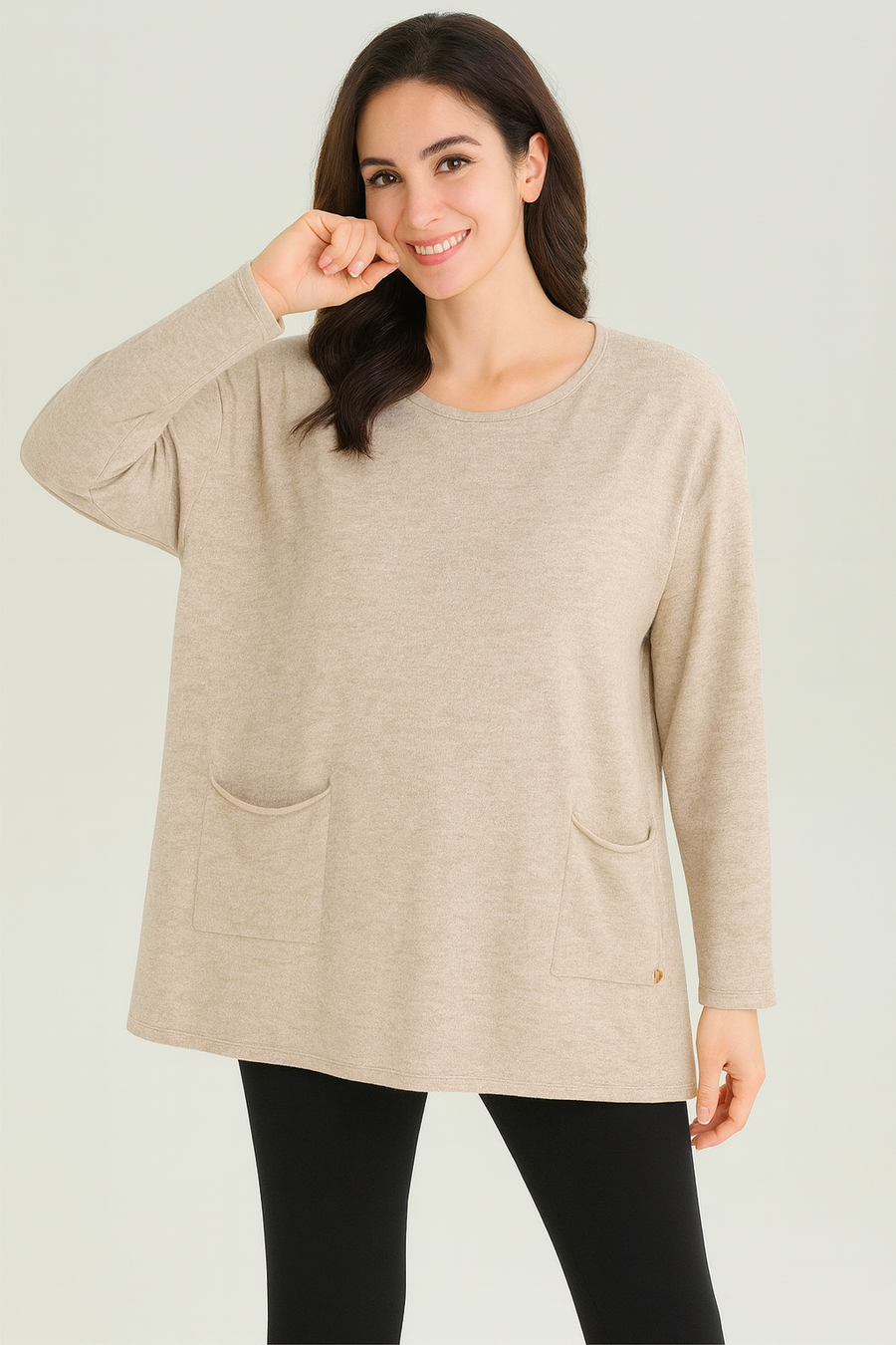 SOFT KNIT OVERSIZED JUMPER WITH POCKETS