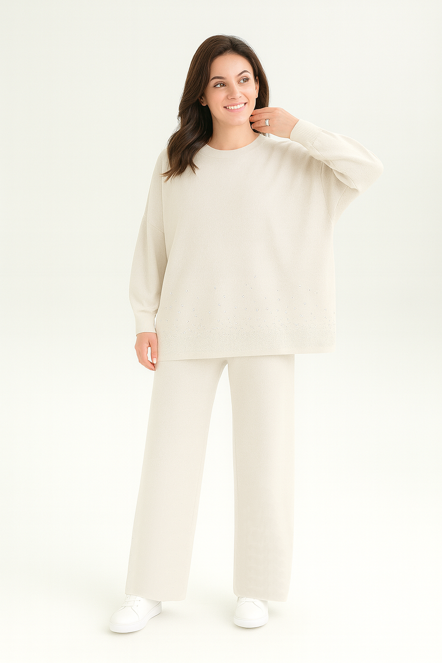 SOFT KNIT OVERSIZED TOP WITH RHINESTONES MATCHED WITH STRAIGHT LEG PANTS
