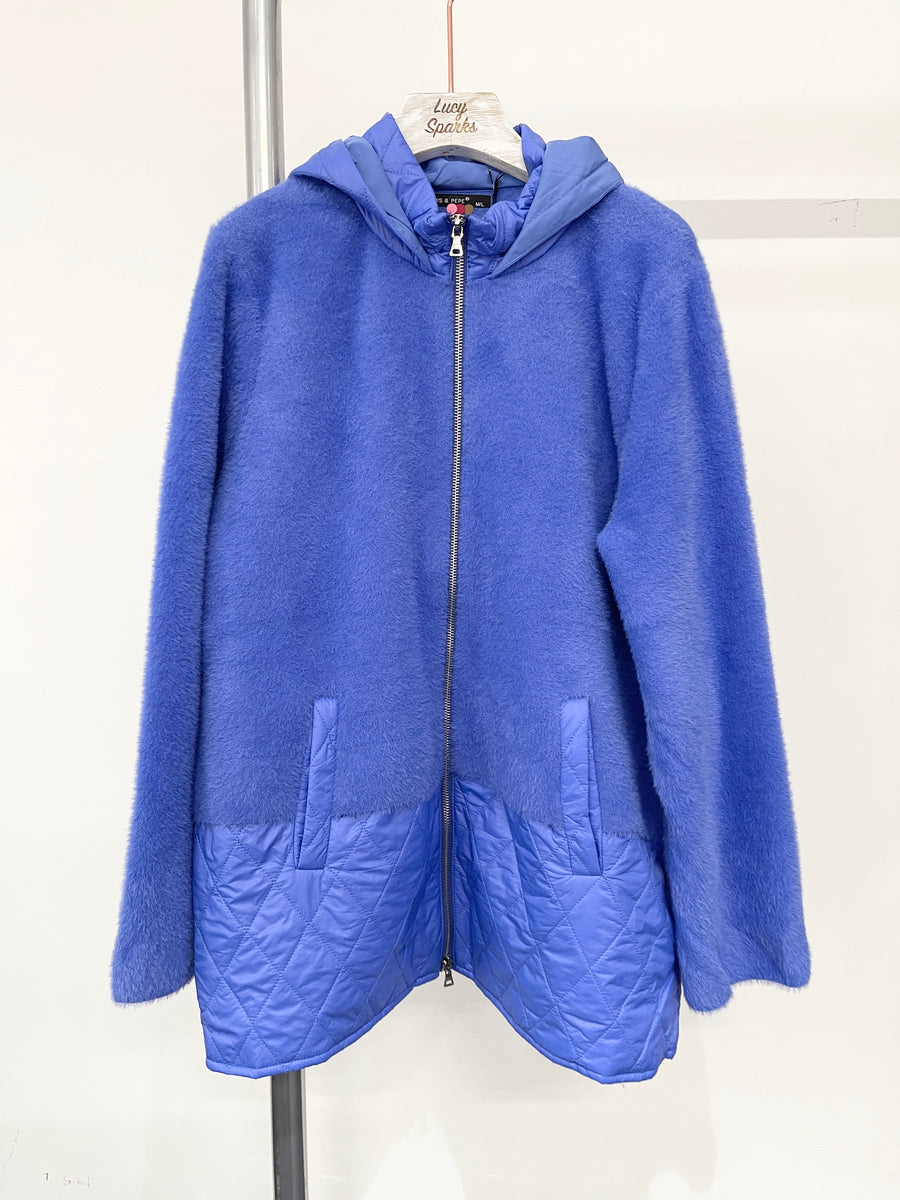 Premium Soft Fluffy Zip Up Hooded Jacket With Front PocketsAnd Quilting Details