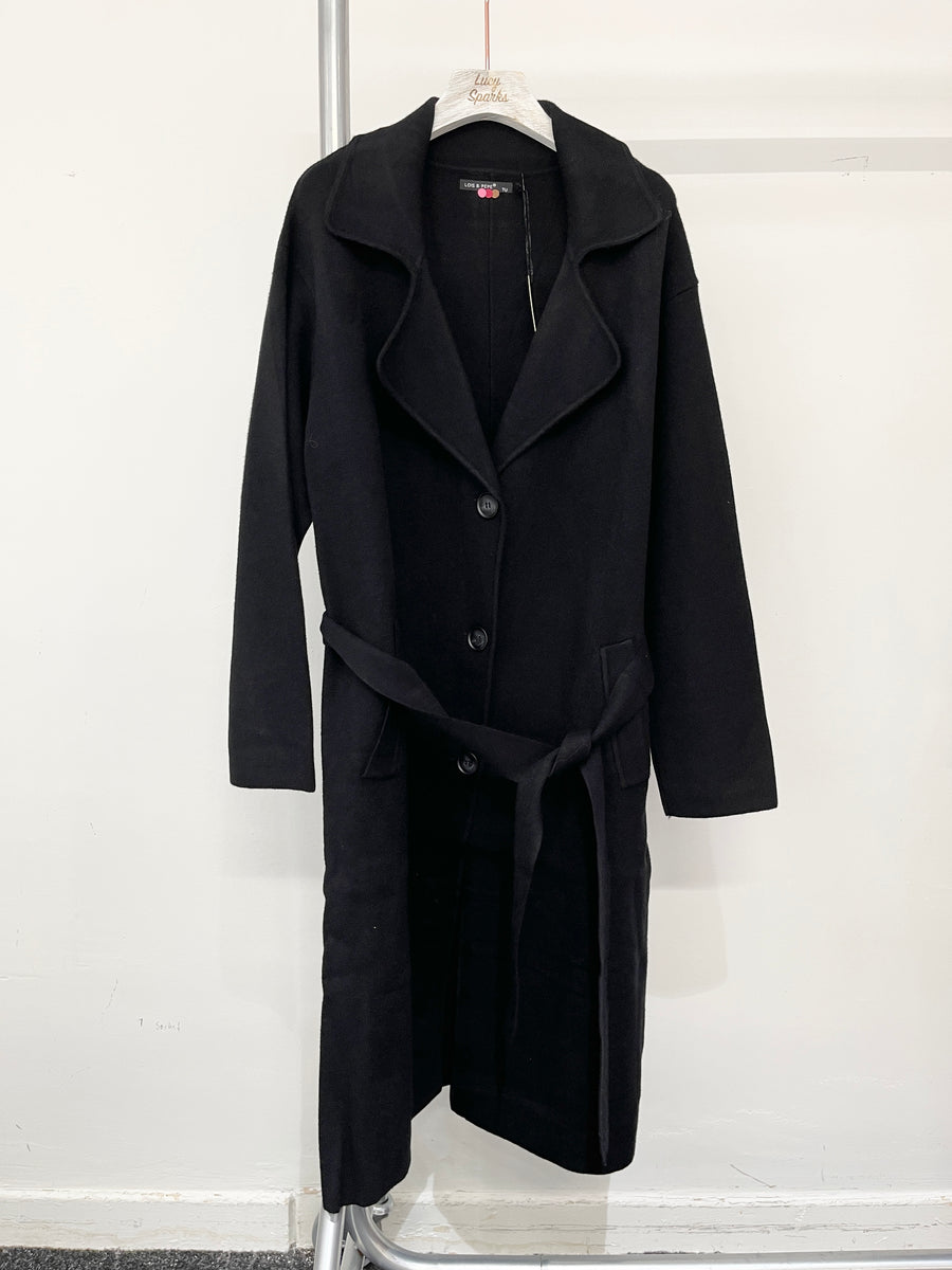 Heavy Knit Coat With Lapel, Waist Belt, Jet Pockets And Button Fastening