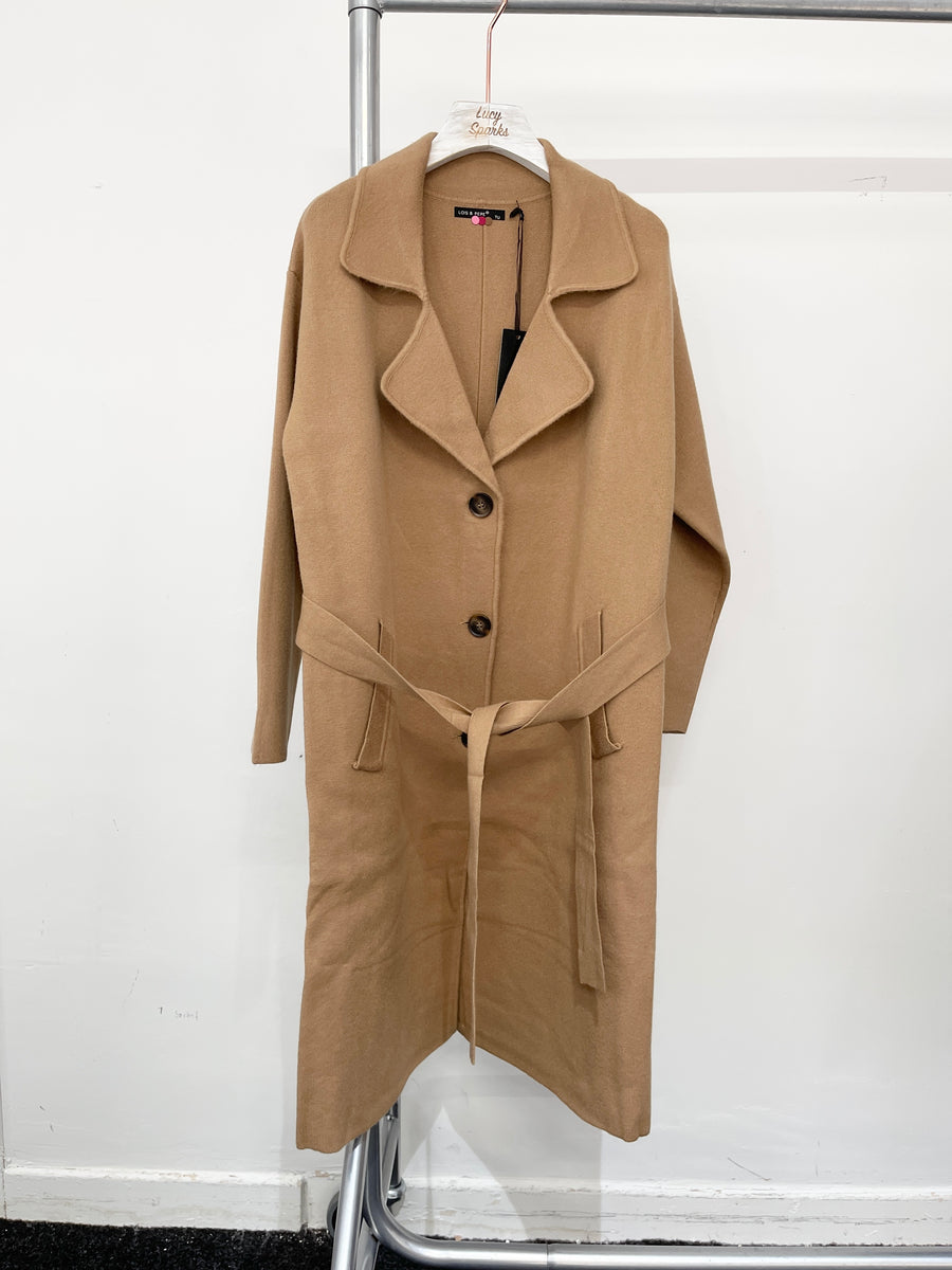 Heavy Knit Coat With Lapel, Waist Belt, Jet Pockets And Button Fastening