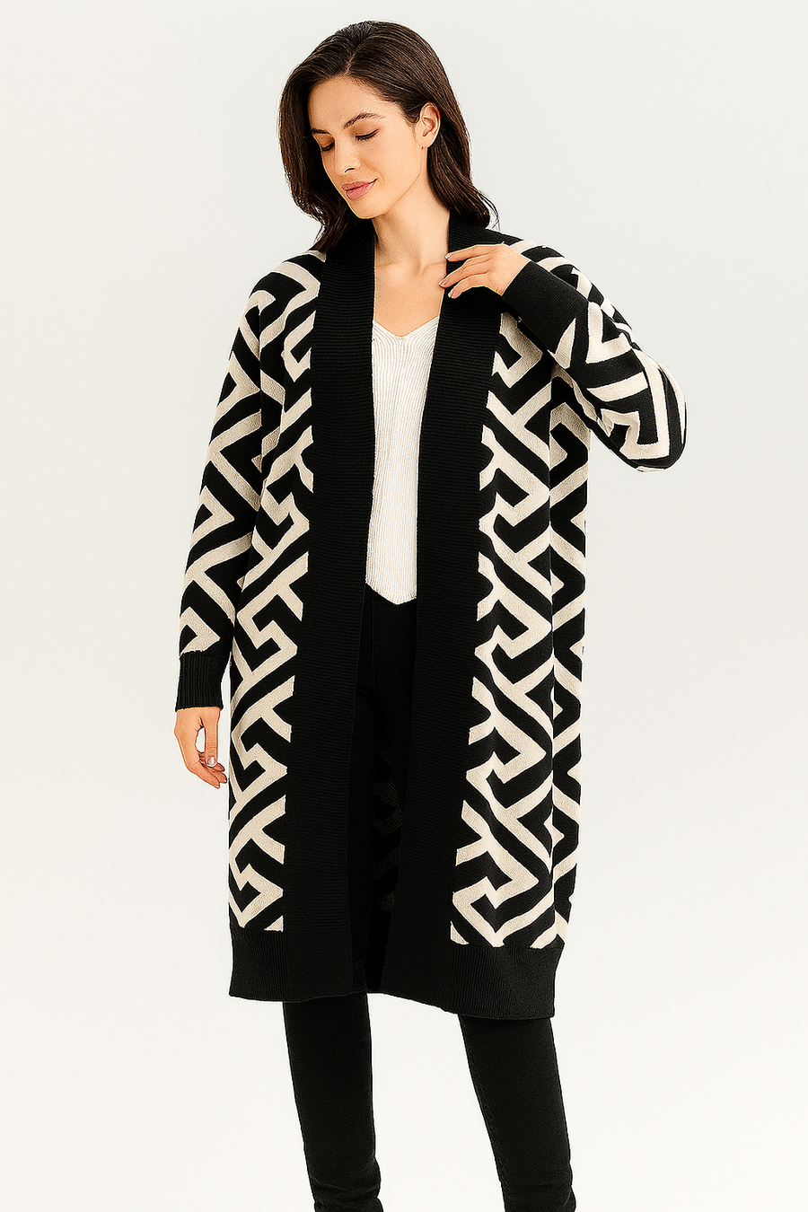 HEAVY KNIT GEOMETRIC PATTERN CARIDGAN