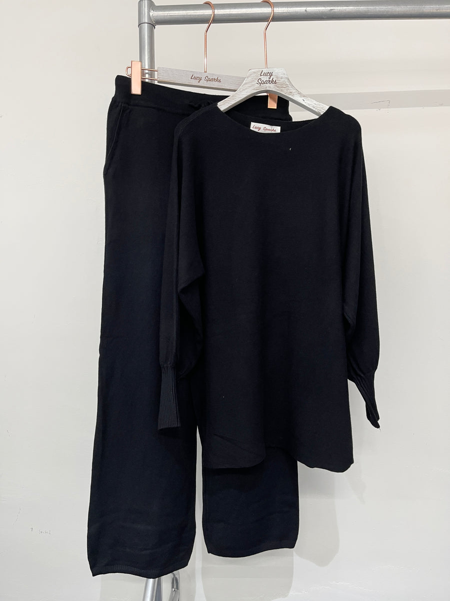 Premium Knit Puffy Sleeve Buttons Back Jumper Matched With Wide Leg Pants With Pockets, Elastic Waist And Ties