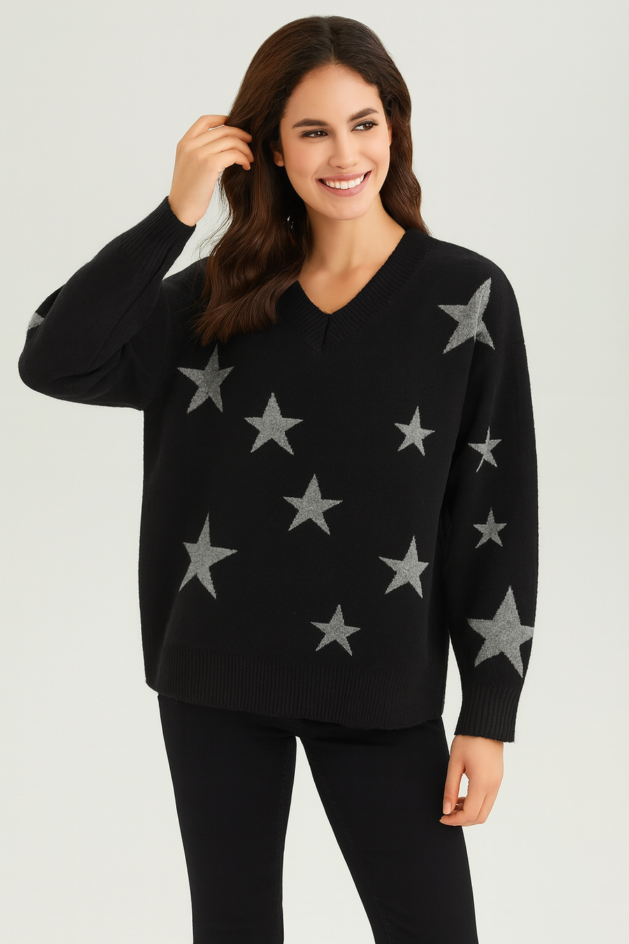 CHUNKY KNIT V NECK JUMPER WITH STAR DESIGN