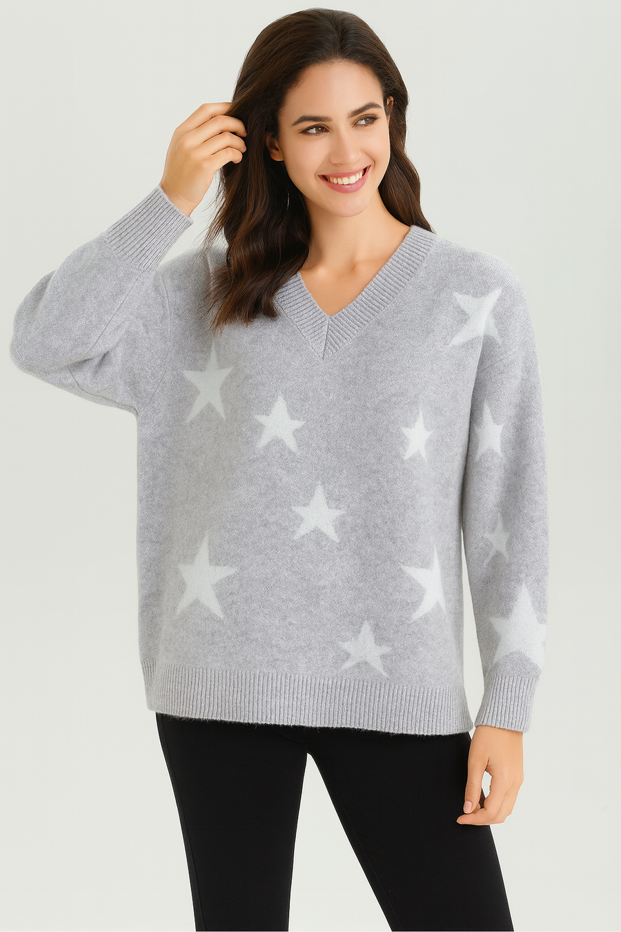 CHUNKY KNIT V NECK JUMPER WITH STAR DESIGN