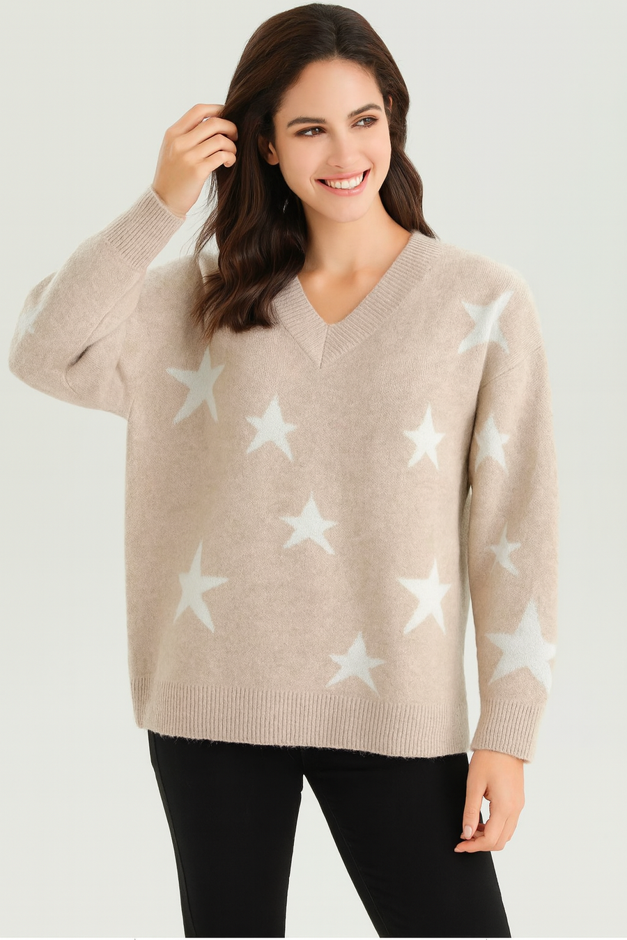 CHUNKY KNIT V NECK JUMPER WITH STAR DESIGN