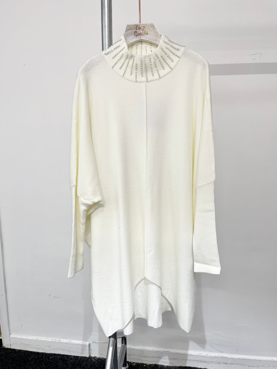 Plus size white jumper hotsell