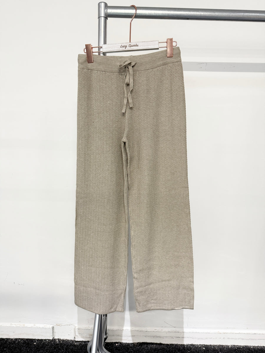 Premium Quality Dash Knitting Design Wide Leg Trousers With Drawstrings And Elasticated waist