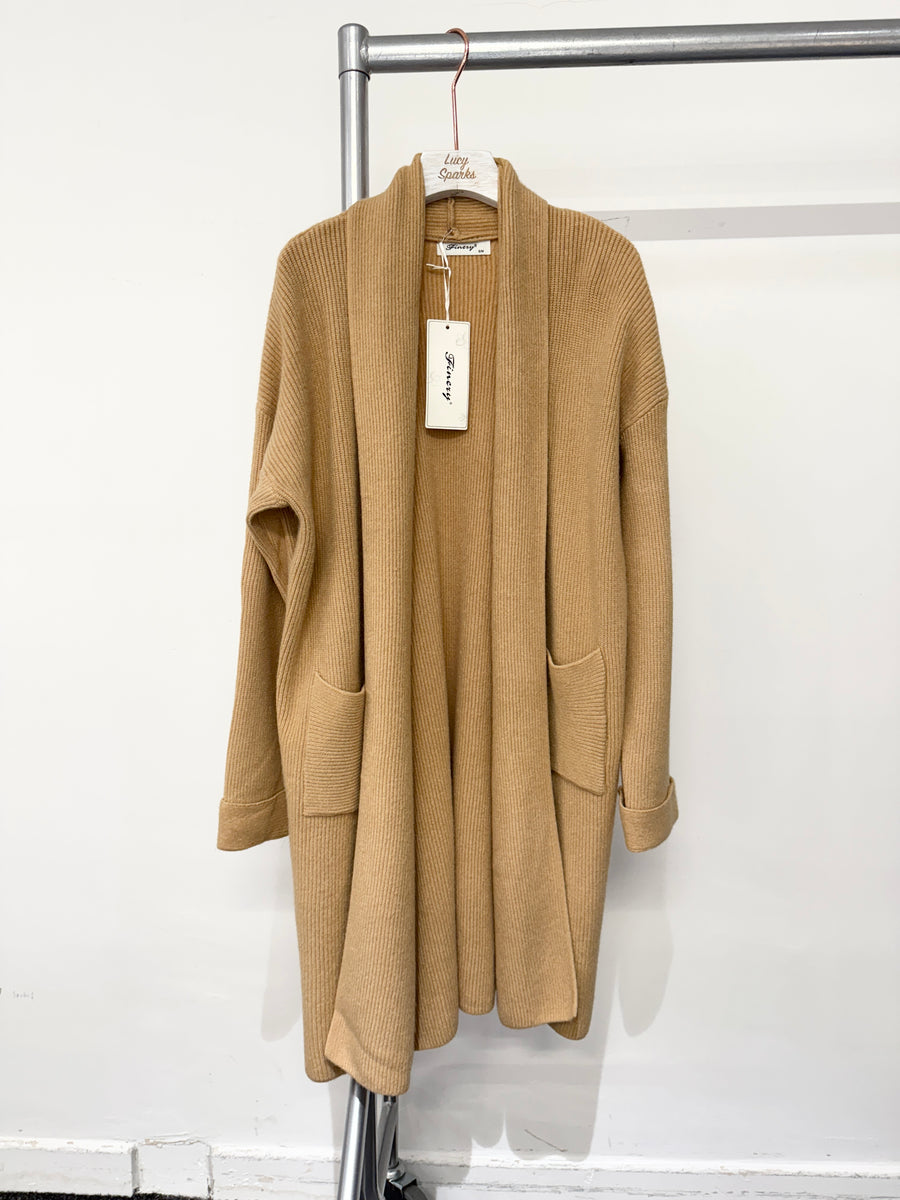 Premium Quality Ribbed Knit Cardigan With Pockets