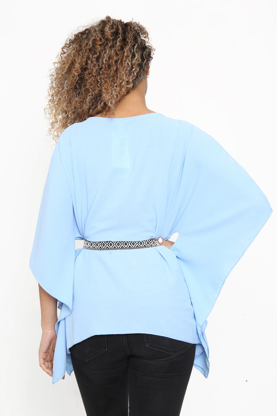 Lightweight batwing top with round neck