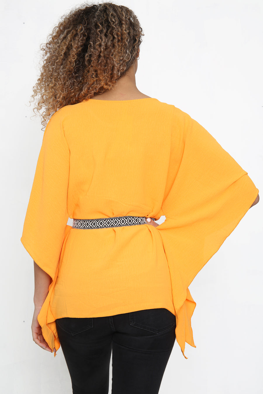 Lightweight batwing top with round neck