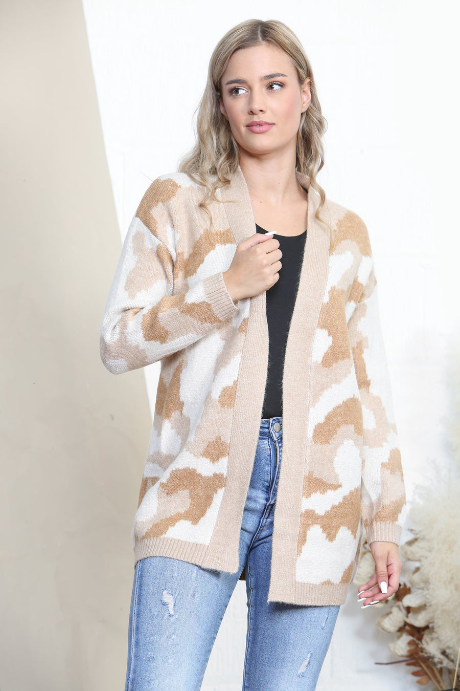 Beige long sleeve cardigan with camo print