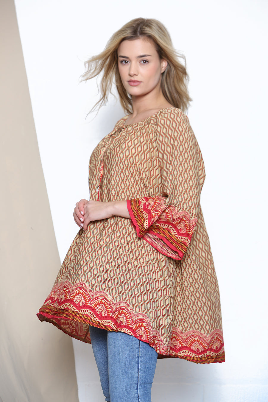 Camel Geometric pattern loose fit top