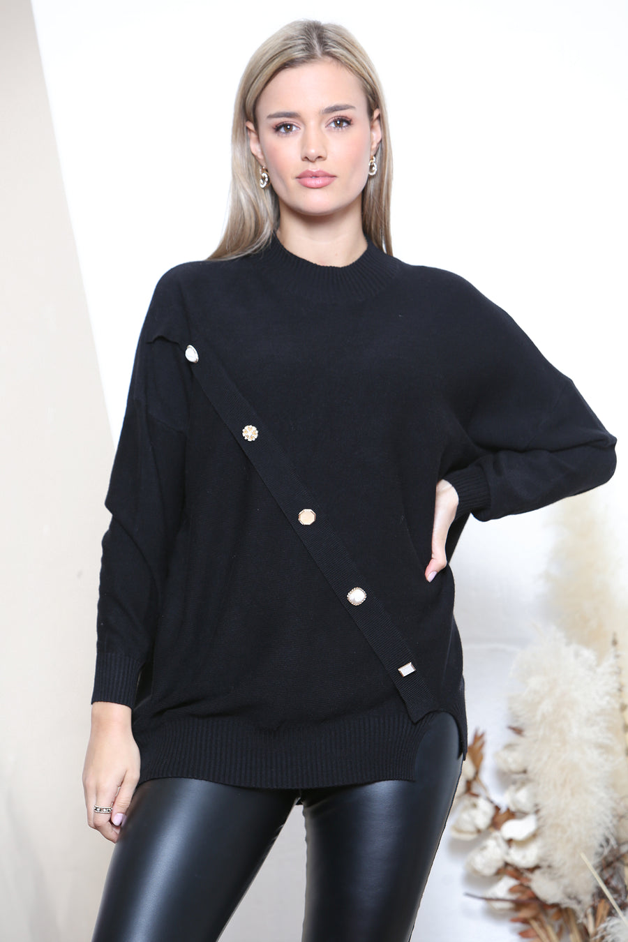 Decorative button long sleeve top