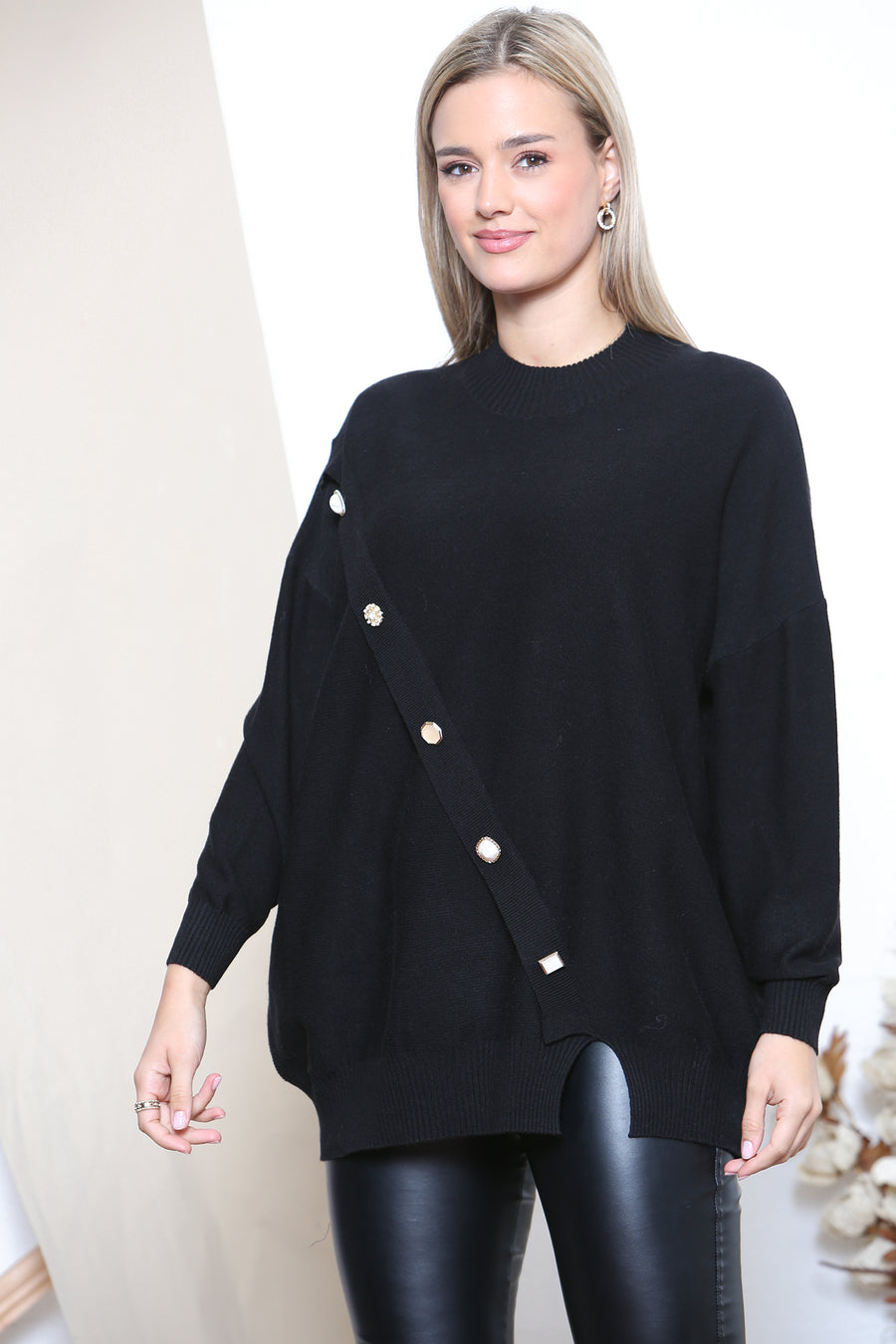 Decorative button long sleeve top