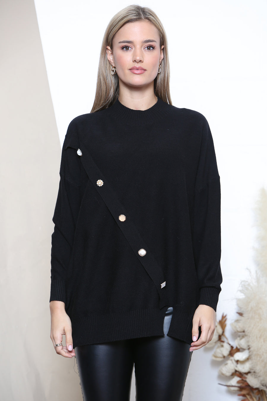 Decorative button long sleeve top